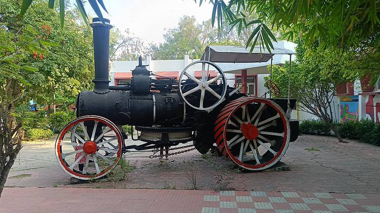 Exploring the Chennai Rail Museum and photos
